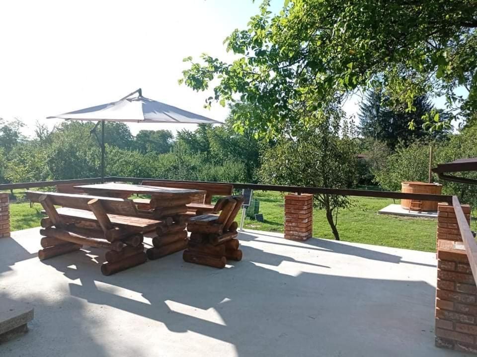 Casa Rurala Cu Livada Lavandra Кымпина Экстерьер фото